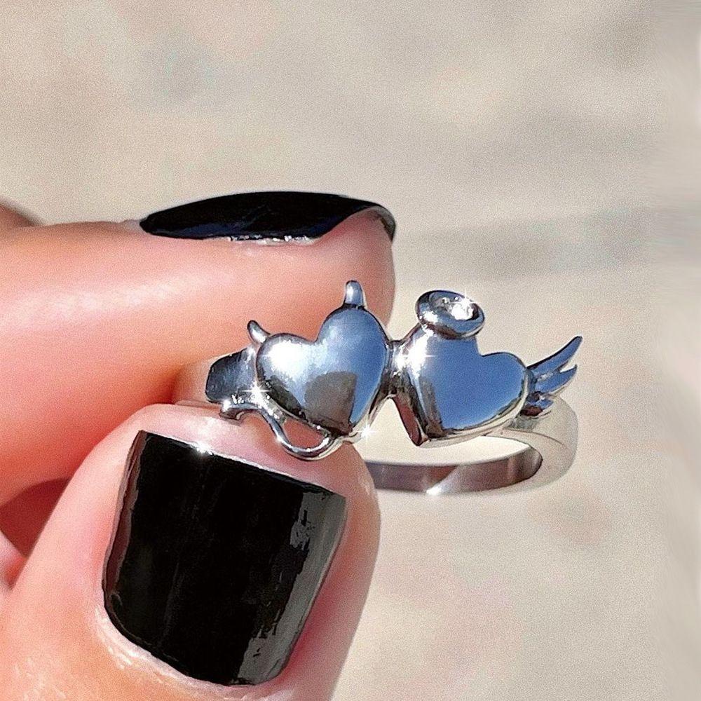 Bộ Nhẫn Hình Trái Tim Ngọn Lửa Tinh Tế Có Thể Điều Chỉnh Kích Thước Cho Nữ SOMEDAYZL