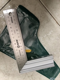THƯỚC Ê KE VUÔNG SATA 91411