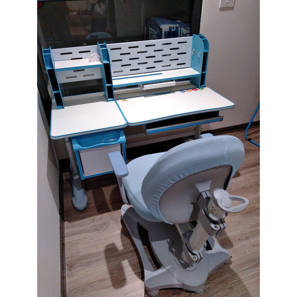 [CHÍNH HÃNG] Bàn học thông minh chống gù chống cận DISNEY 1204 | BigBuy360 - bigbuy360.vn