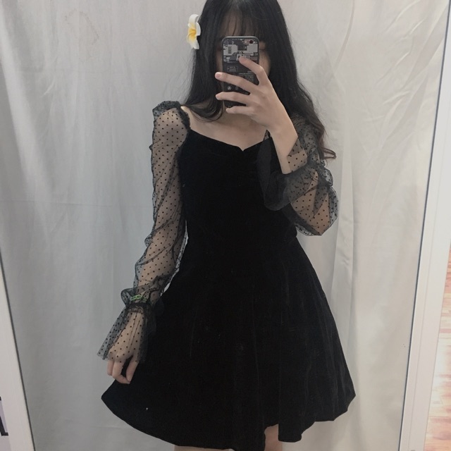[ORDER]Đầm đen nhung tay phối lưới
