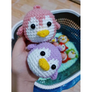 Móc khóa chim cánh cụt bằng len