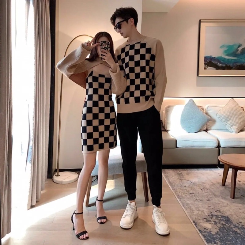 Bộ đồ đôi len kẻ caro mùa Thu-Đông váy ôm kết hợp áo len nam