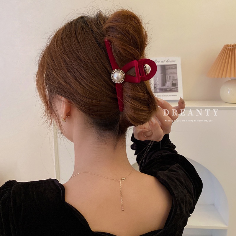 Kẹp Tóc Hình Cá Mập Đính Ngọc Trai Thời Trang Cao Cấp Cho Nữ