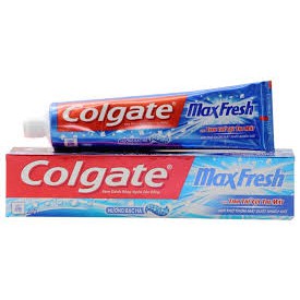 Kem đánh răng Colgate Maxfresh hương Bạc hà 225g tặng bàn chải đánh răng