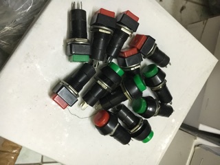 10 Công tắc nhấn nhả 220V