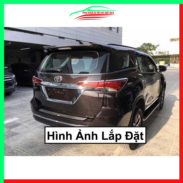 Ốp tay mở cốp mạ Crom Fortuner 2017-2021 trang trí xe chống va đập hiệu quả