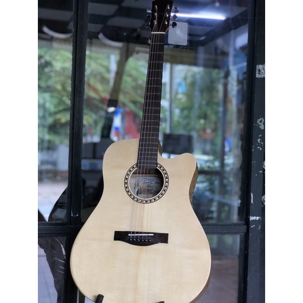 Guitar Việt Nam. Guitar thủ công Luthier N. isaac custom guitars.