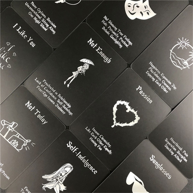 Bộ Bài Tarot Độc Đáo Thú Vị Dành Cho Gia Đình