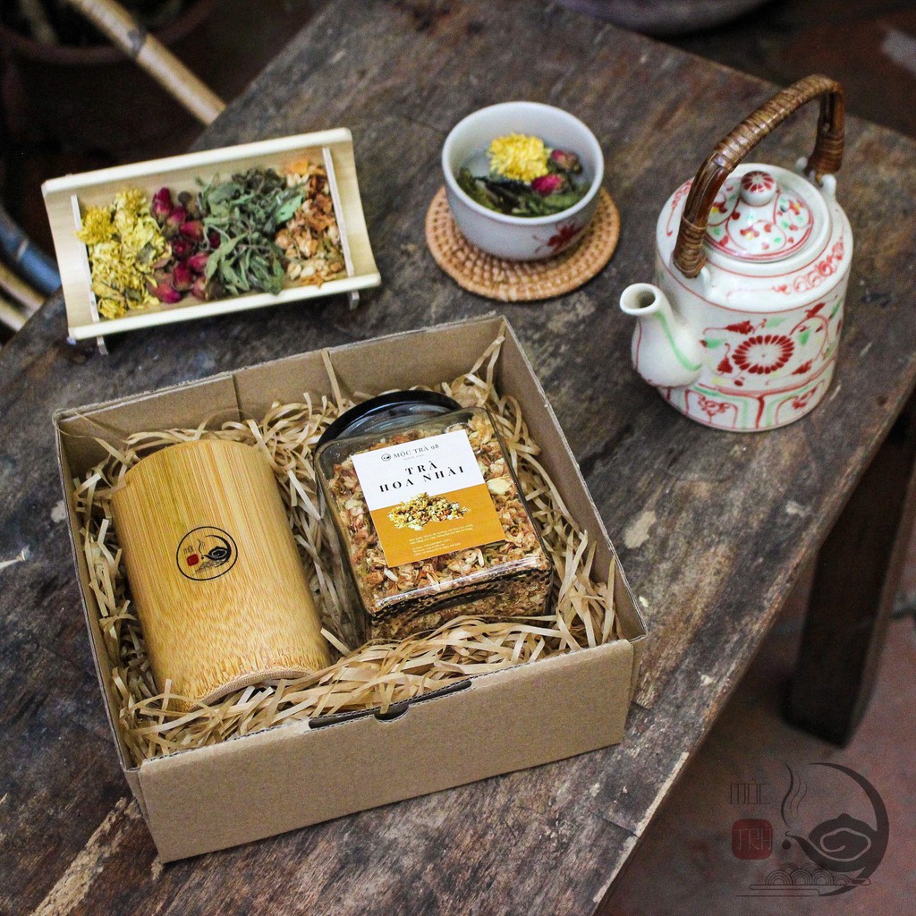 Trà hoa sấy khô 5 loại trà thơm ngon Tặng kèm cốc bằng tre Hũ 500ml - MỘC TRÀ 98 | BigBuy360 - bigbuy360.vn