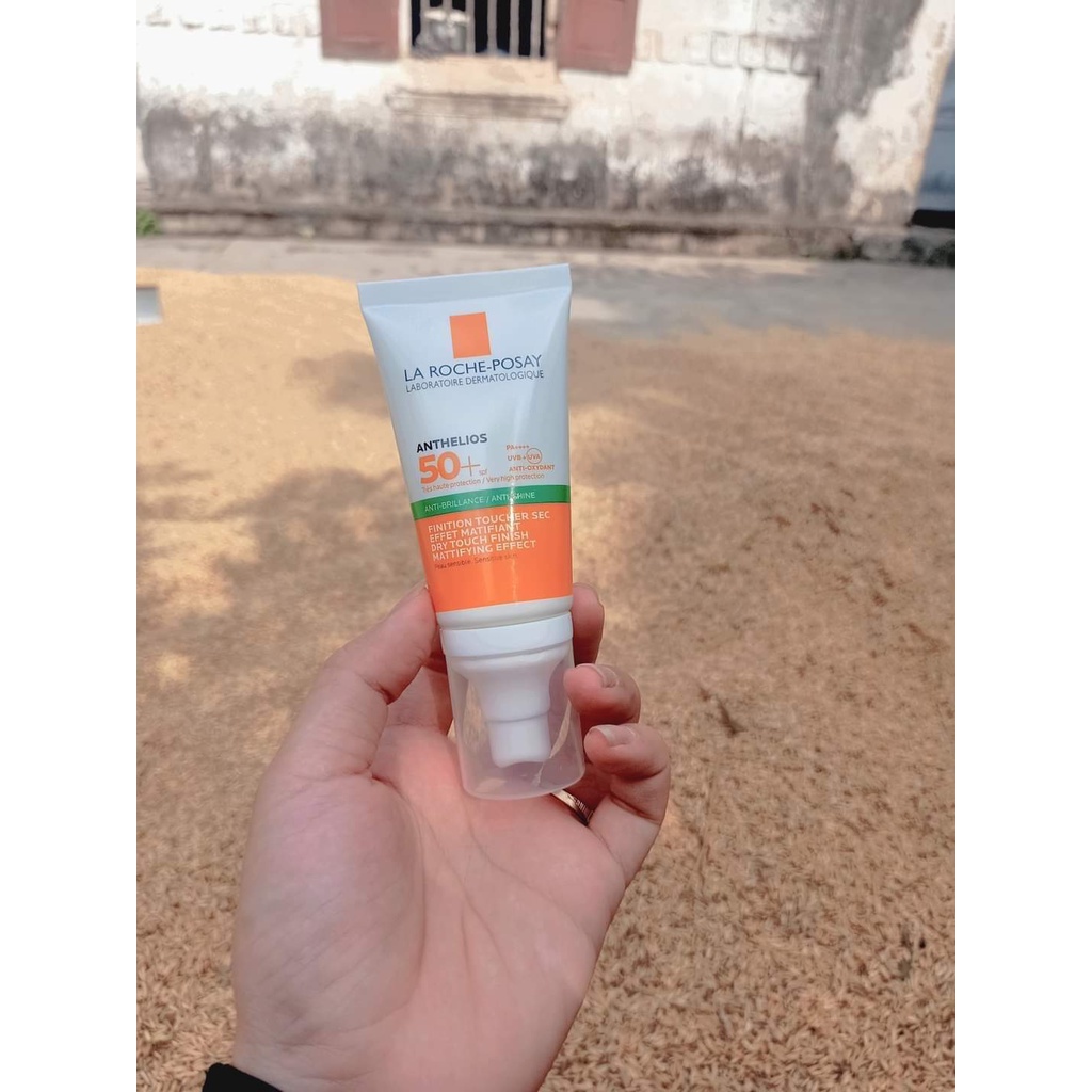Kem Chống Nắng La Roche Posay Pháp 50ml [CHUẨN AUTH] dành cho da dầu