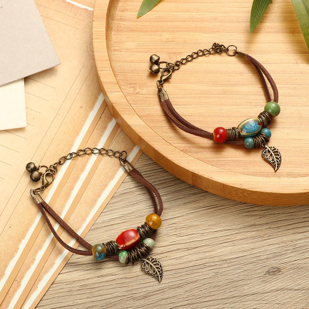 Vòng tay chuỗi hạt nhiều màu dễ thương MIHAN1 dành cho nữ