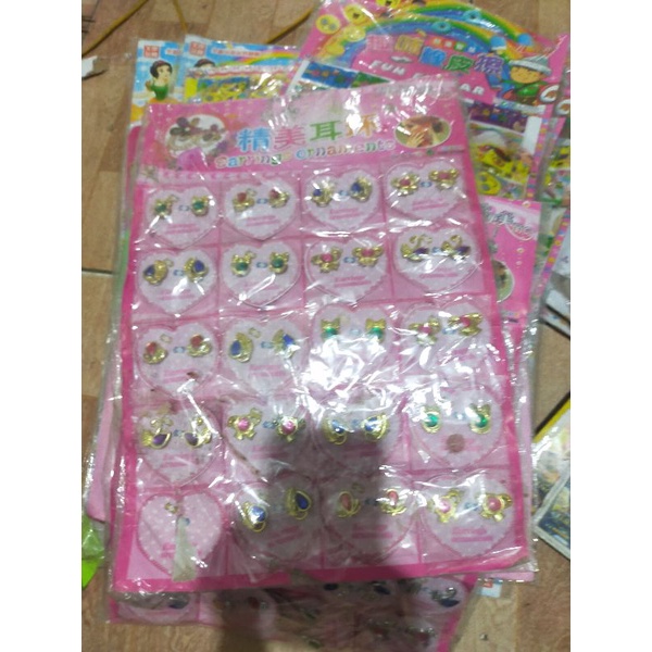 Vỉ 20 đôi bông tai cho bé