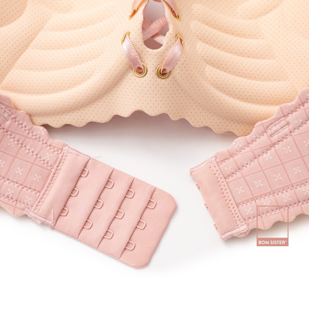 Áo Lót Cup Ngang Mút Bàn Tay Su Đúc Caro Không Gọng Kèm Dây Rút Tạo Khe Chữ V Viền Silicon Chống Tuột BOM SISTER A9970 | BigBuy360 - bigbuy360.vn