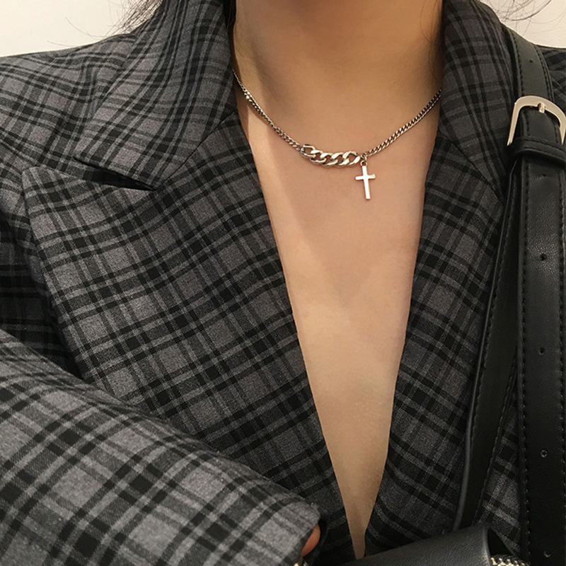 Vòng Cổ Choker Mặt Hình Thánh Giá Phong Cách Hip Hop Cá Tính