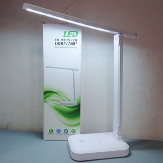 Đèn để bàn 7032