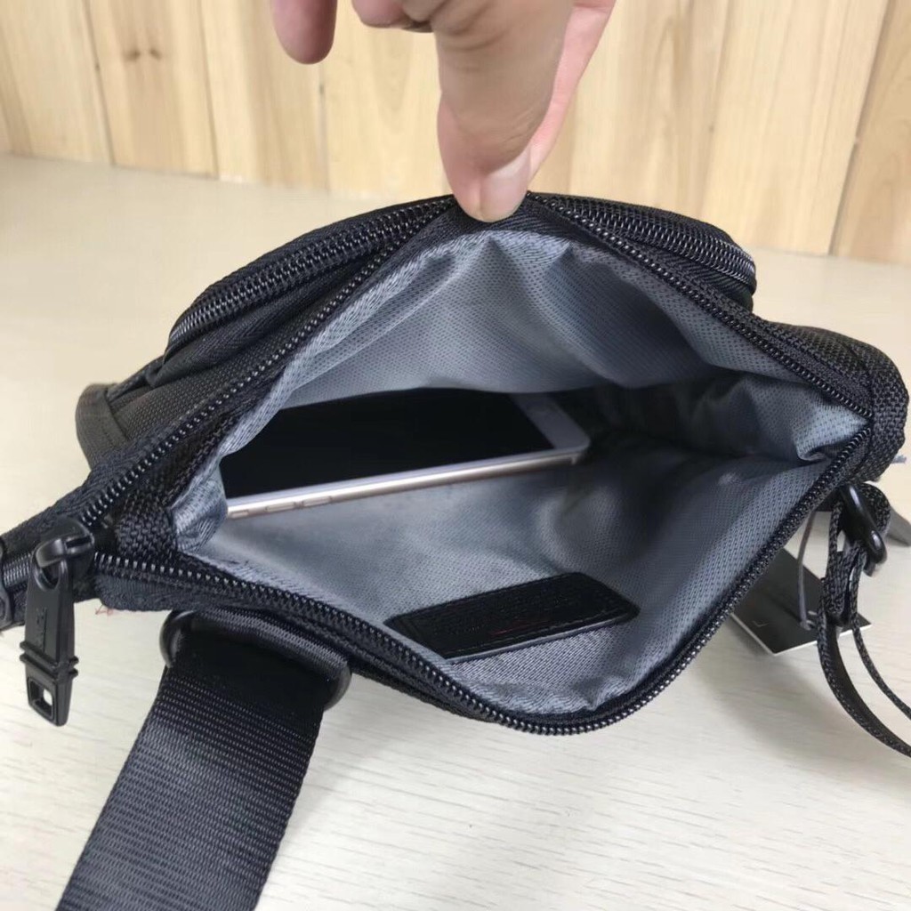 Túi Đeo Vai Nam Tumi ALPHA 2 Series 22110D2 Màu Đen