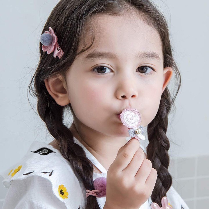 Hộp kẹp tóc - thun cột tóc cho bé 18 chi tiết kèm hộp cực xinh