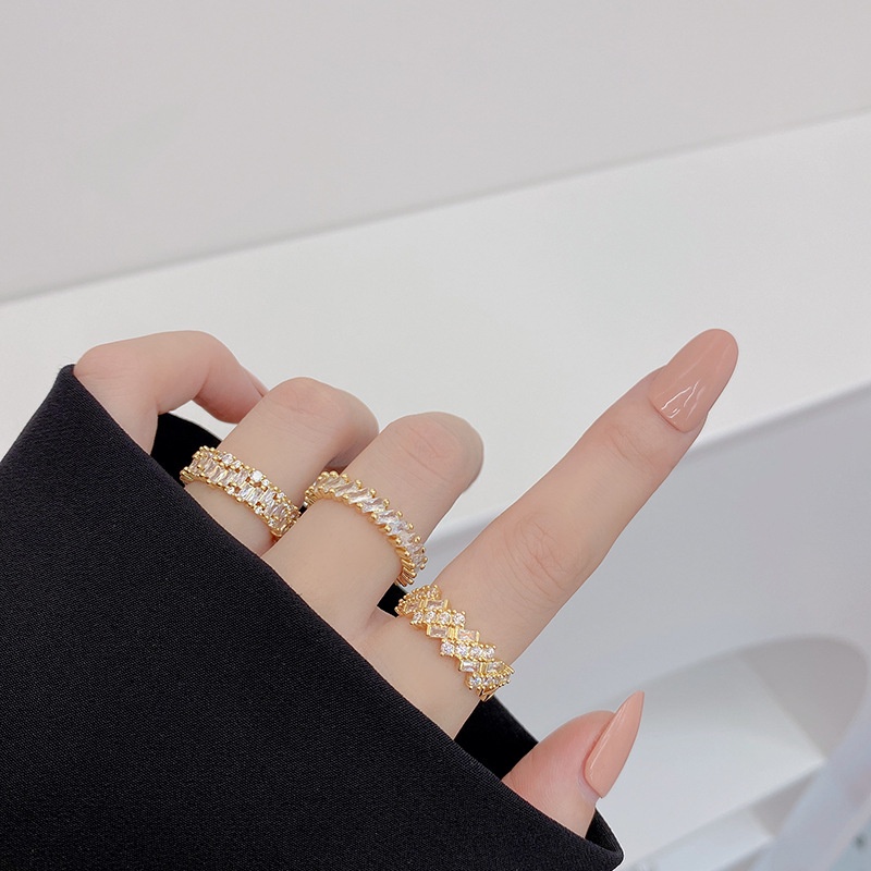 Nhẫn nữ mạ vàng 14K đính đá Zircon