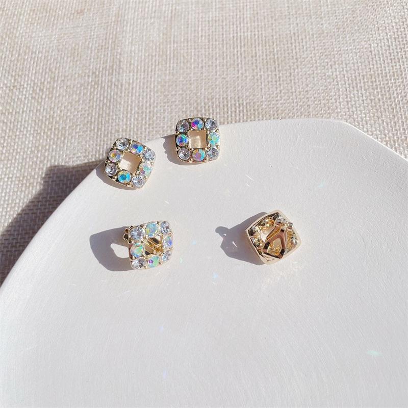 Khuyên tai kẹp không bấm lỗ chốt cố định K192 bằng hợp kim mạ vàng hình vuông đính hạt đá dáng ngắn Leous Accessories