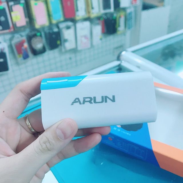 Sạc dự phòng Arun 5600mah hàng chính hãng 99k.