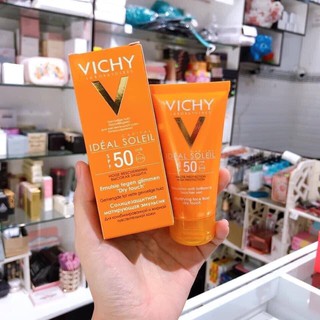 Kem chống nắng vychi