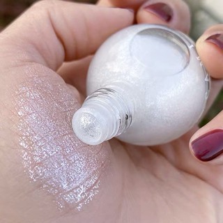 Nhũ bắt sáng lỏng dạng lăn highlight Guicami