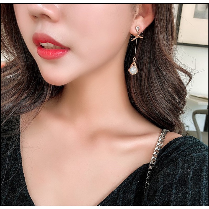 Đôi Khuyên Tai Dài Đính Đá Opal Tự Nhiên Thời Trang Cho Nữ