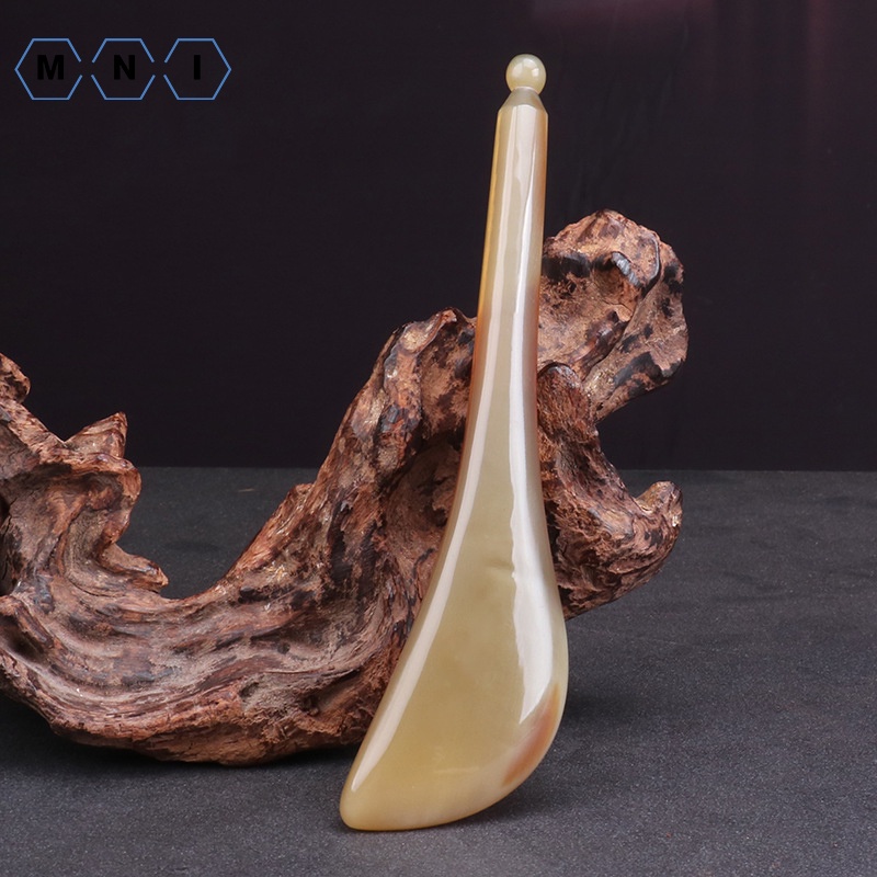 Cạo gió sừng đánh bay vết nhăn da mặt mà không cần dùng bất kỳ loại kem dưỡng nào