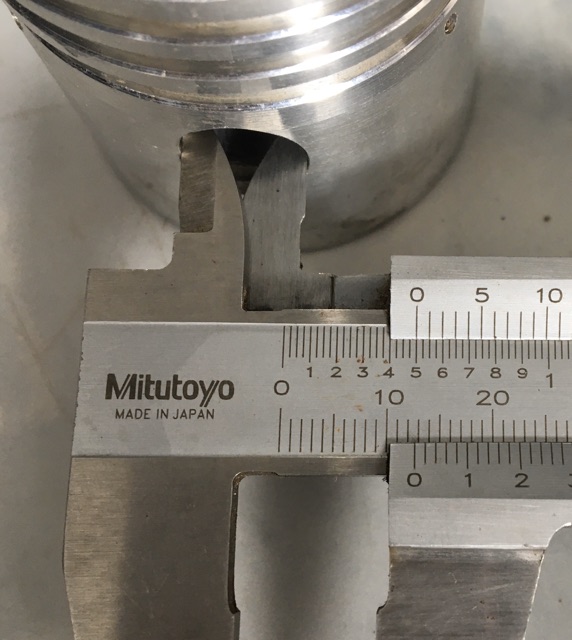 Piston 51mm máy nén khí  chạy dầu