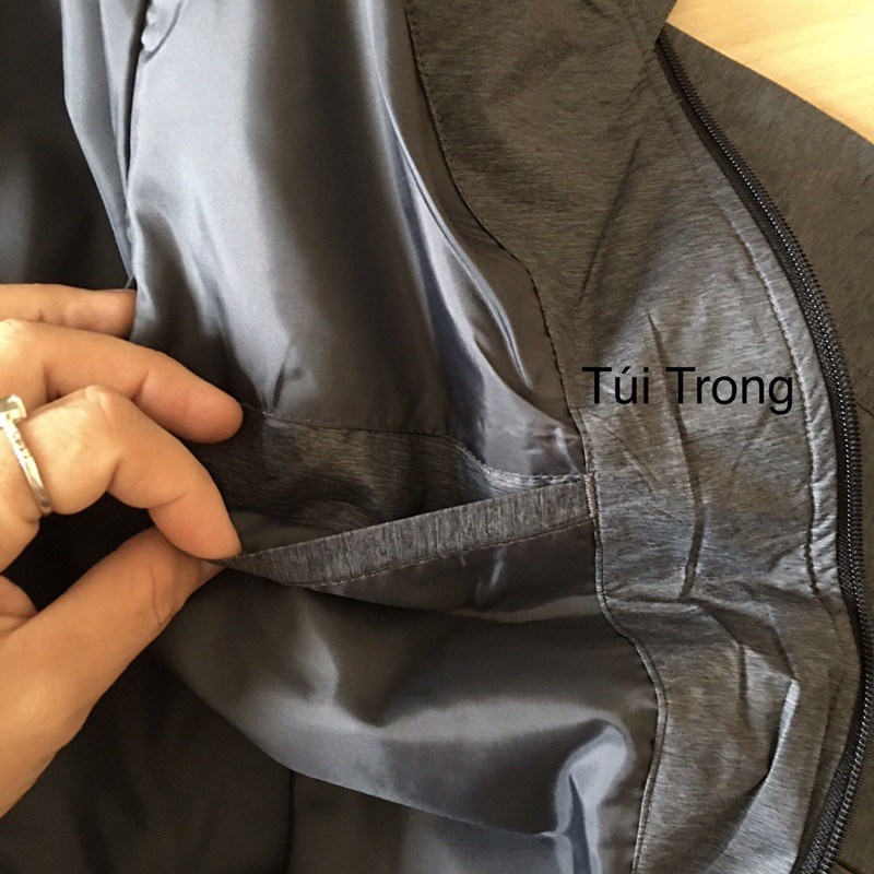 Áo Khoác Cổ Bẻ Aristino AJK007w8 Màu Xám Nhạt 110- AJK007w8 Regular còn L/XL | BigBuy360 - bigbuy360.vn