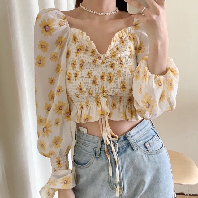 Áo voan hoa vàng croptop dài tay phồng cổ nhún (Có sẵn)