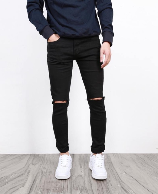 Quần Jeans Đen Trơn - Rách Gối