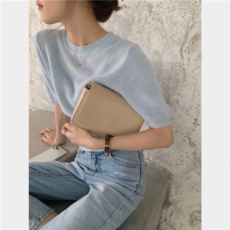 Áo croptop màu basic