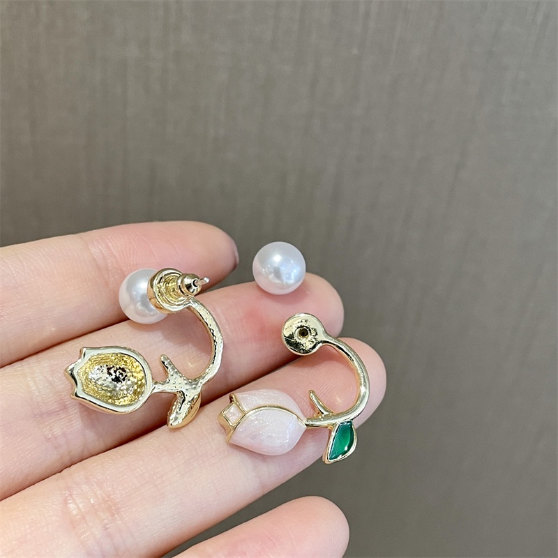 1 Đôi Bông Tai Hoa Tulip Đính Ngọc Trai Thời Trang Ngọt Ngào Dành Cho Nữ