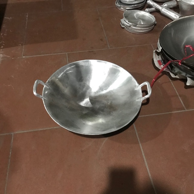 Chảo gang trũng 40 cm