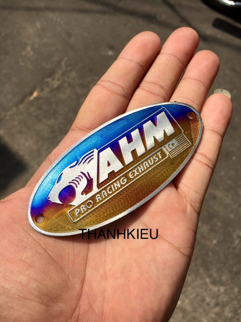 Tem / logo AHM có đầu cọp keo sẵn nha