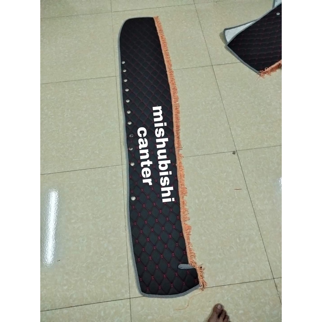 Thảm táp lô xe MITSUBISHI CANTER