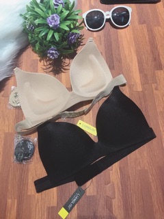 Áo lót đúc (kèm ảnh thật)