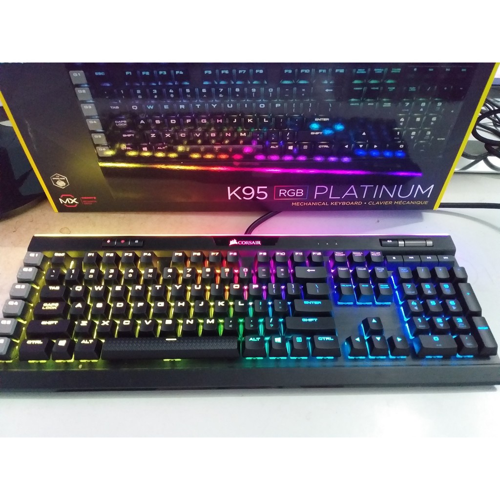 Bàn phím cơ Corsair K95 RGB Platinum Mechanical Cherry MX Speed Black | BigBuy360 - bigbuy360.vn