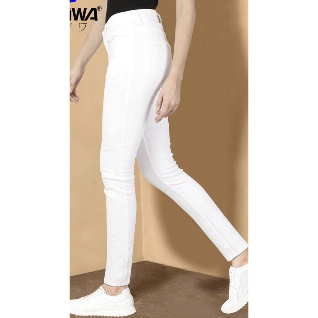 QUẦN KAKI TRẮNG DÁNG ÔM PHOM CHUẨN TÔN DÁNG