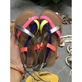 thanh lý giày của bé