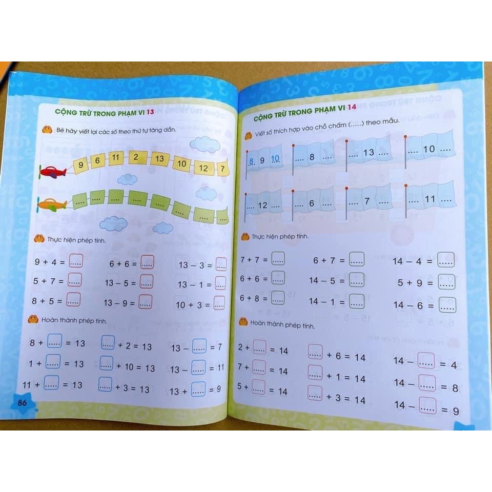 Combo tập đánh vần, luyện viết và toán tư duy- Hành trang bé vào lớp 1