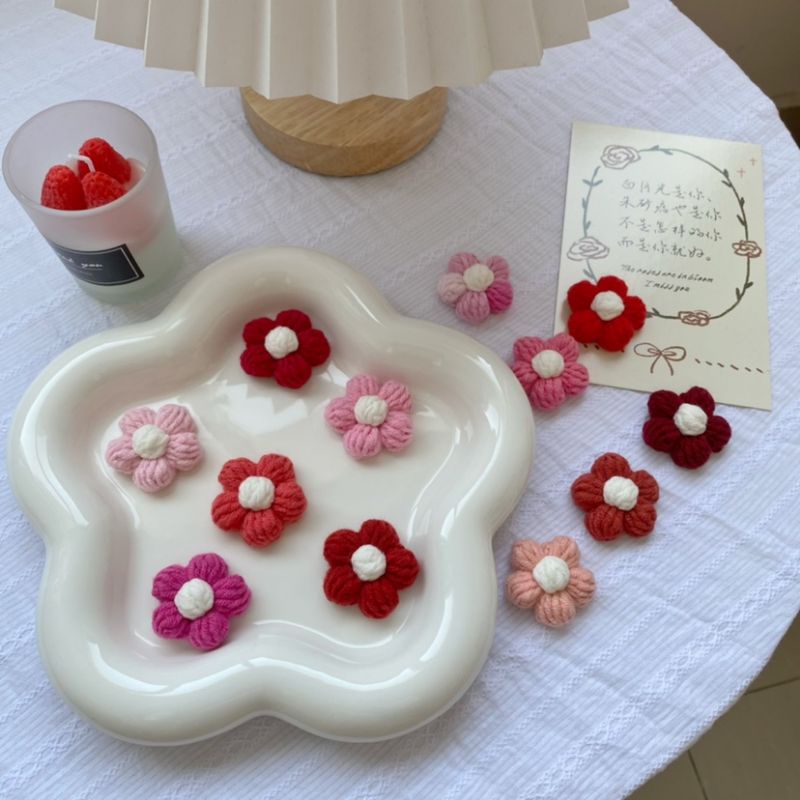 Bông hoa handmade làm từ len, ghim cài áo bông hoa trang trí,  Flower Crochet