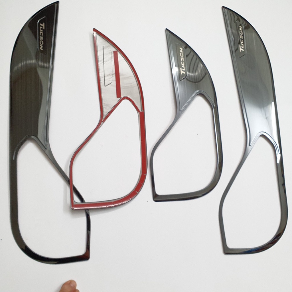 Ốp Tapli cánh cửa  Hyundai Tucson 2022 Titan Cao Cấp,