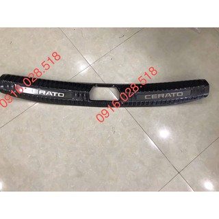 Ốp bậc cốp kia cerato 2019-2020 titan, trong, chống xước thành cốp sau xe