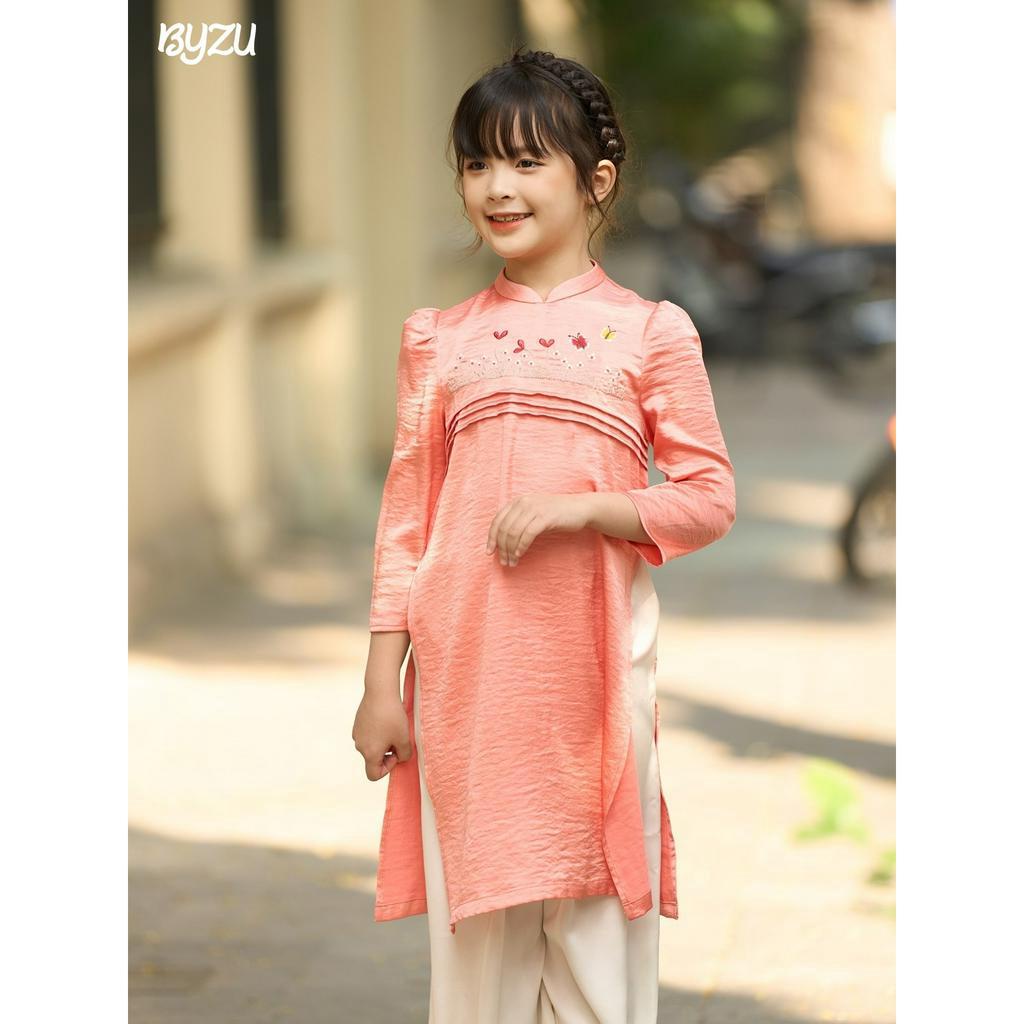 Áo Dài Cách Tân Bé Gái BYZU Chất Vải Lụa Cao Cấp Thêu Vườn Hoa ADT2304