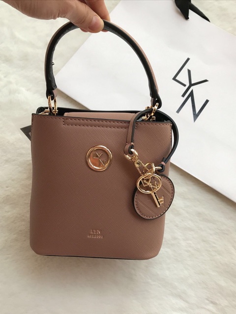 Túi Lyn trum mini  16x15x9
