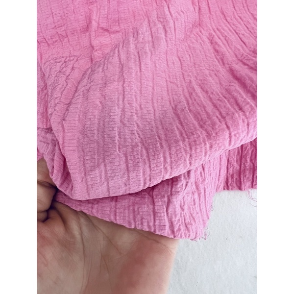 Vải đũi tằm nhăn màu hồng