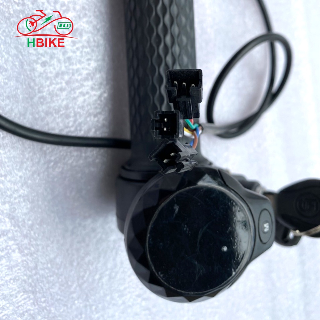 Tay ga đồng hồ xe điện Lihaze Theli H-BIKE tháo lắp dễ dàng