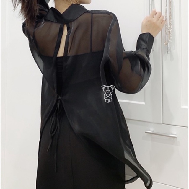 Áo sơ mi nữ trong suốt dài tay. Sơ mi nữ xuyên thấu ánh nhẹ, xẻ tà sau, thắt nơ, freesize, ulzzang, T-Ju (Ngọc Trai) | BigBuy360 - bigbuy360.vn